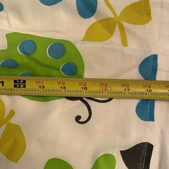 Vintage 1970s Green White Floral Kitchen Apron One Size Pocket Handmade Bee - Picture 6 of 8